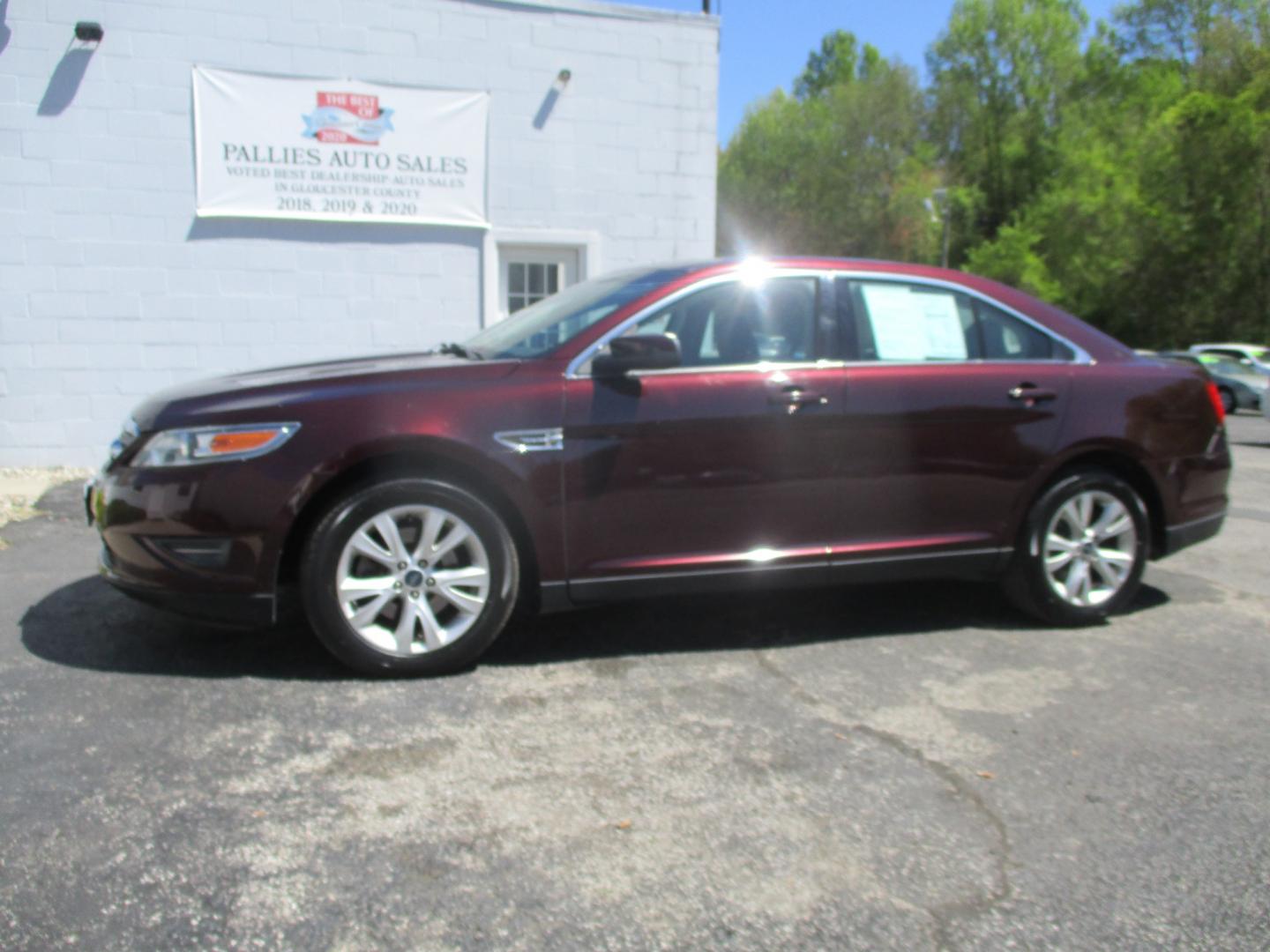 2011 BURGUNDY Ford Taurus (1FAHP2EW3BG) , AUTOMATIC transmission, located at 540a Delsea Drive, Sewell, NJ, 08080, (856) 589-6888, 39.752560, -75.111206 - Photo#1